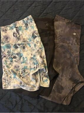 Small lot of Lululemon Activewear Leggings & Shorts